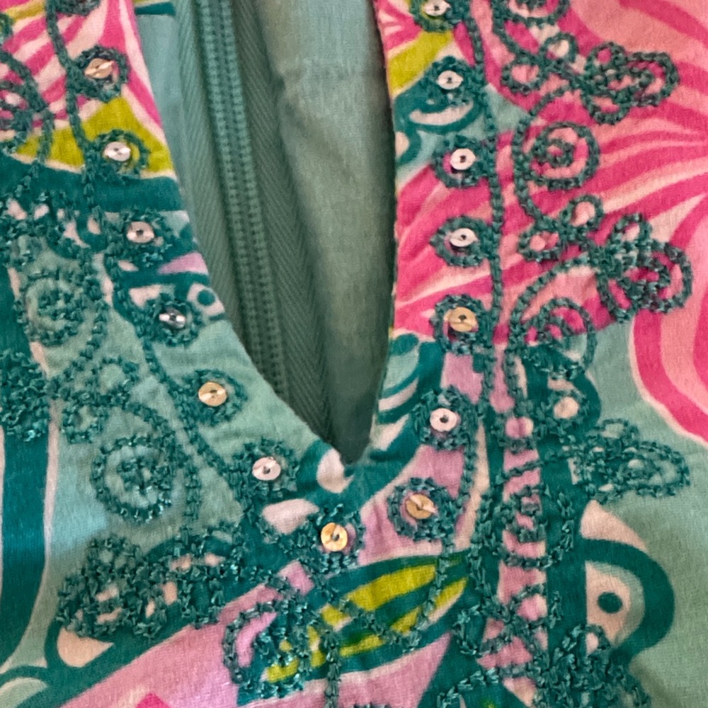 Lilly Pulitzer Pink and Green Swirl Top - Picture 3 of 7